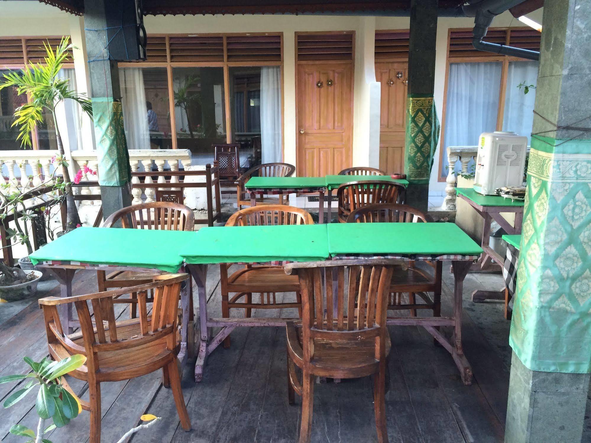 Rita Za Hotel Kuta Lombok Exteriör bild